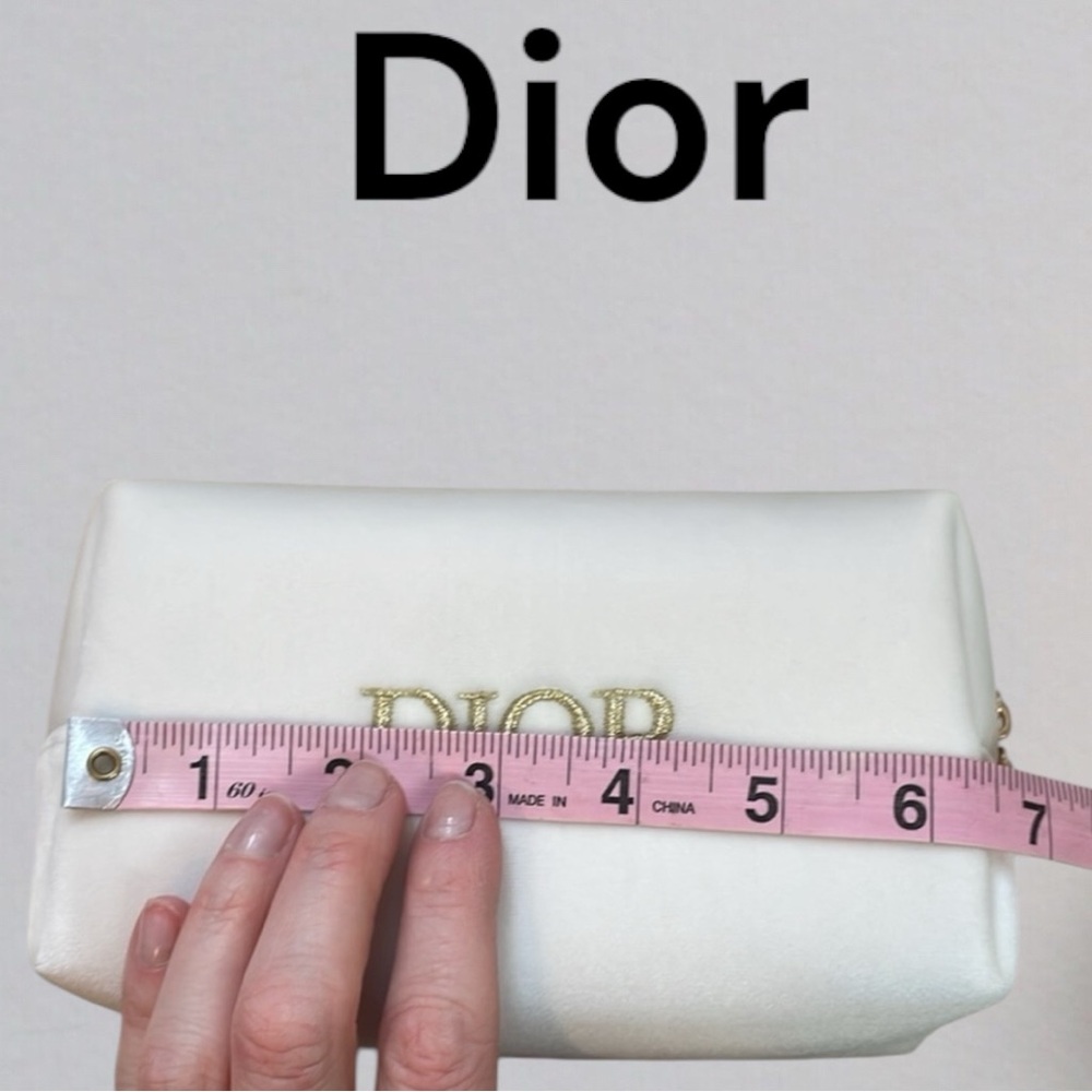 Dior White Gold LOGO Makeup Cosmetic 
Bag - Picture 6 of 8